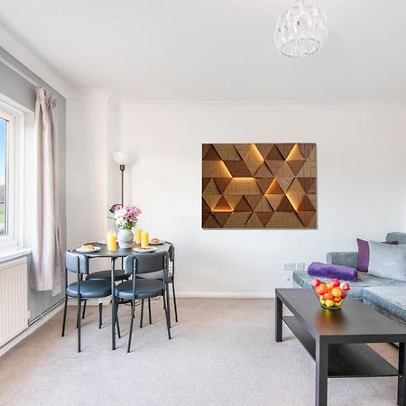Onsitestays - Cosy 2-Bedroom Apartment With Private Entrance & Long Stay Prices Gravesend Eksteriør bilde