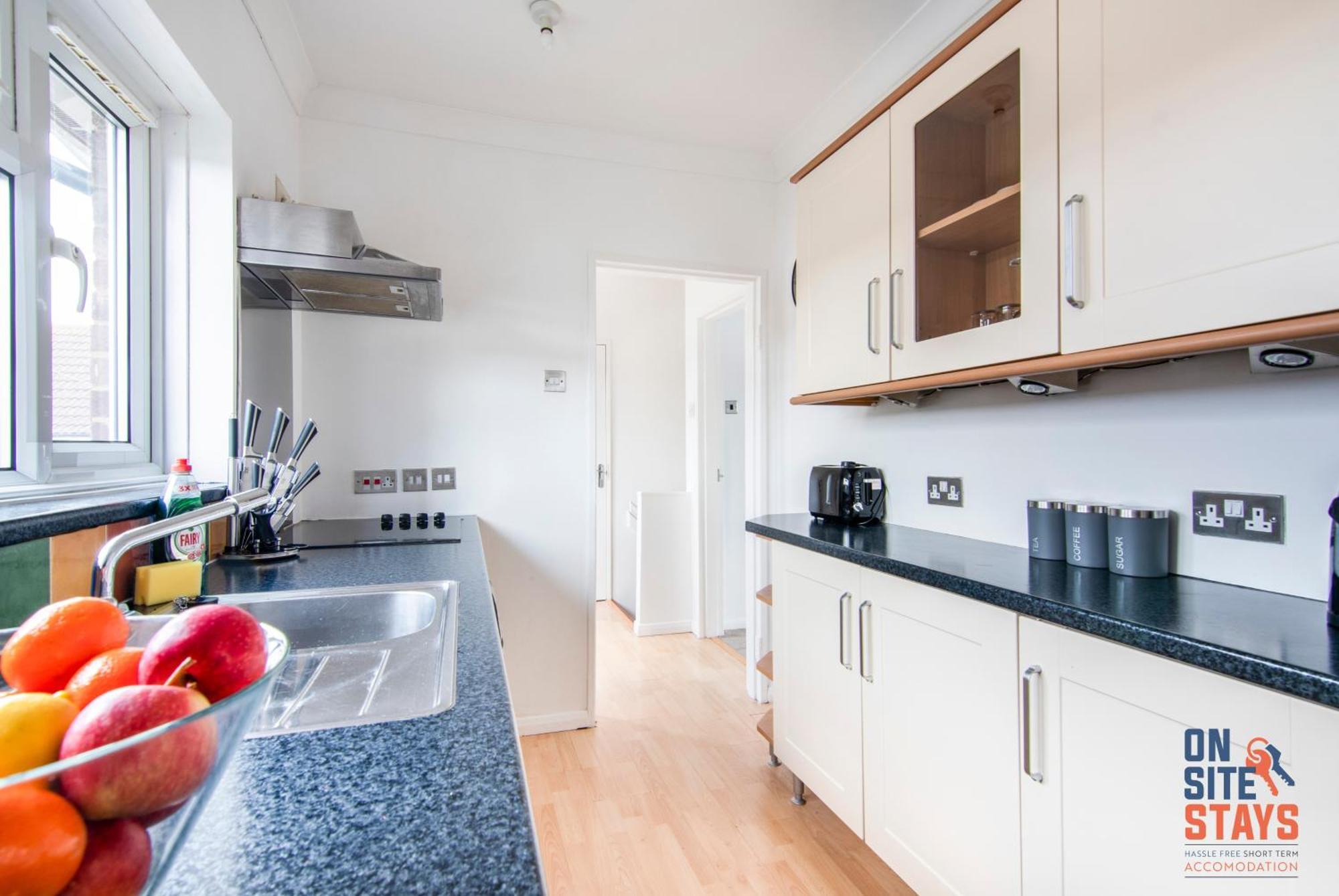 Onsitestays - Cosy 2-Bedroom Apartment With Private Entrance & Long Stay Prices Gravesend Eksteriør bilde