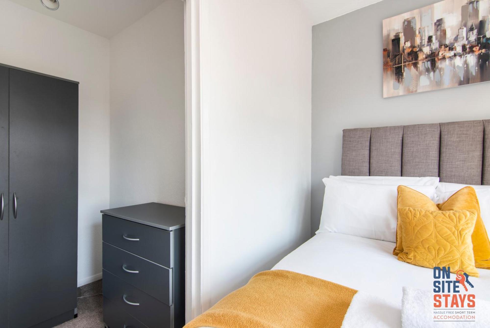 Onsitestays - Cosy 2-Bedroom Apartment With Private Entrance & Long Stay Prices Gravesend Eksteriør bilde