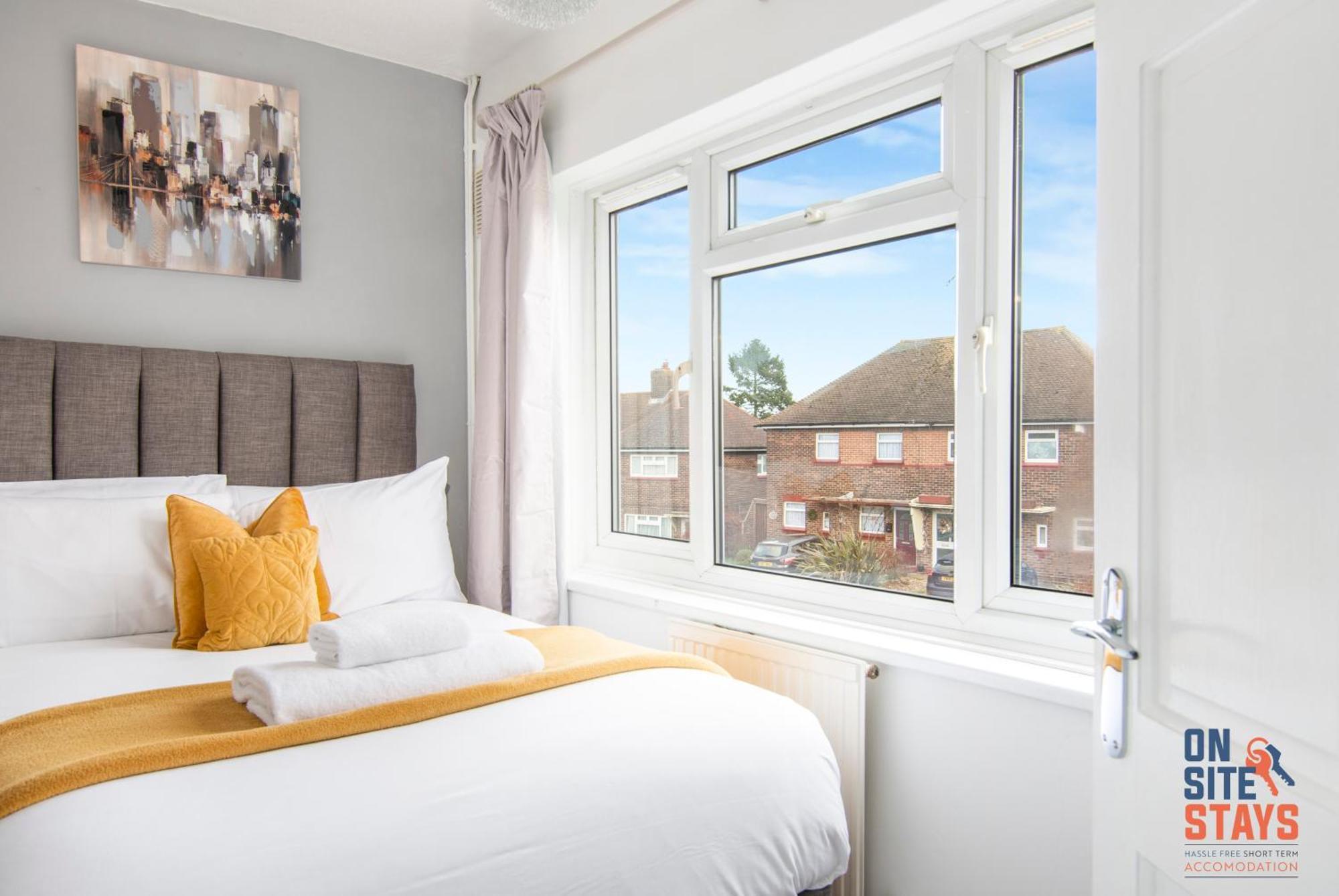Onsitestays - Cosy 2-Bedroom Apartment With Private Entrance & Long Stay Prices Gravesend Eksteriør bilde